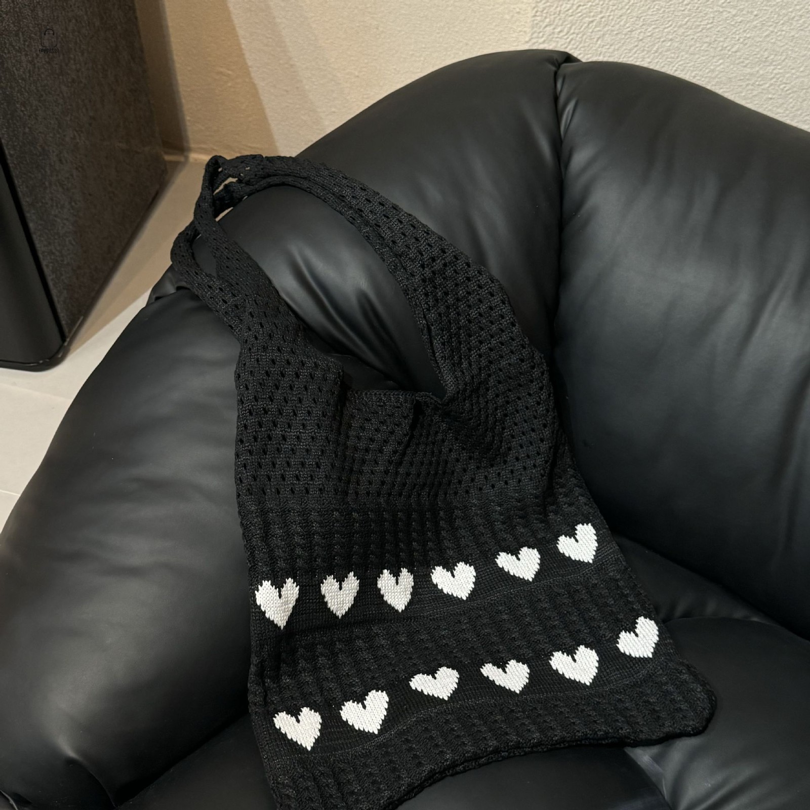 Casual Knit Shoulder Tote Bag Heart‑Decor Hollow Handbag Outdoor & Daily Use